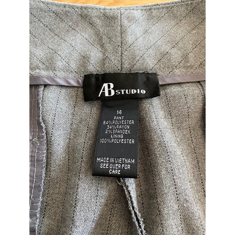 Women's Ab Studio Women's Dress Pants Size 14 Gray Pin Striped Faux Pockets - Picture 7 of 8
